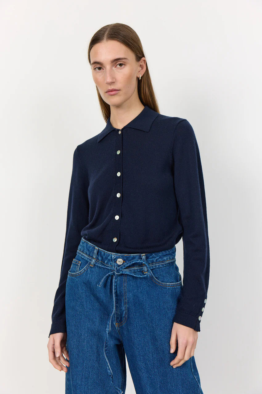 LR-Ismaila - Dark Navy