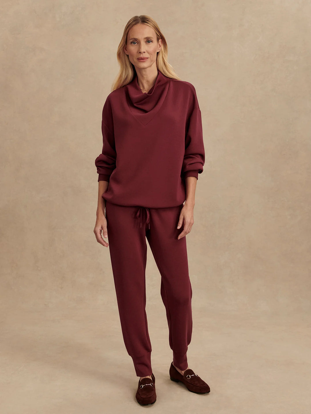 Betsey Sweatshirt - Mew Maroon
