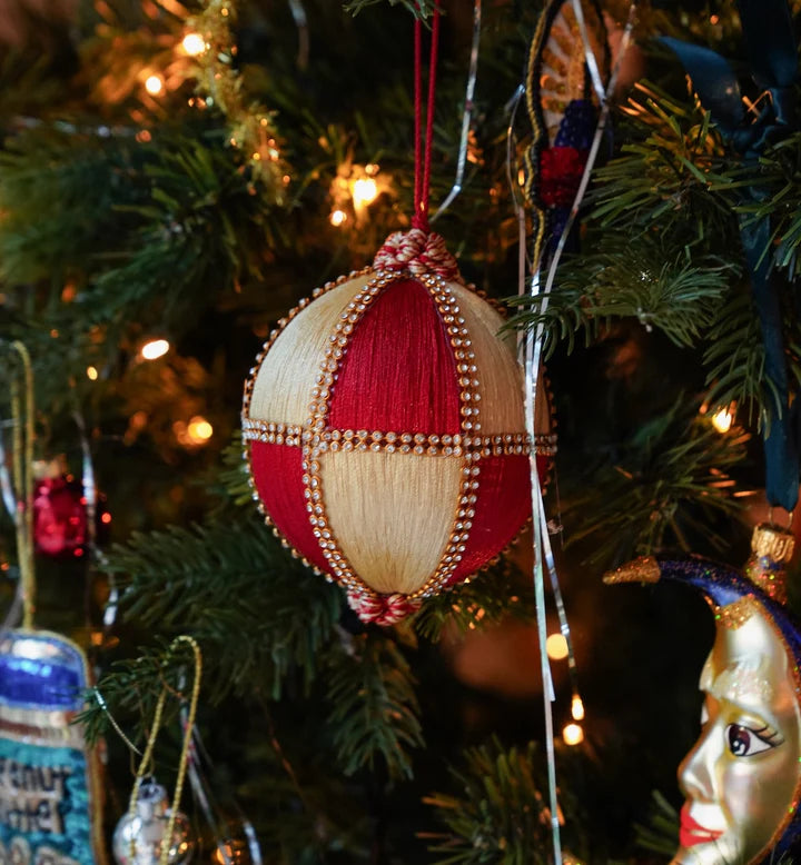 Golden Gleam Ornament