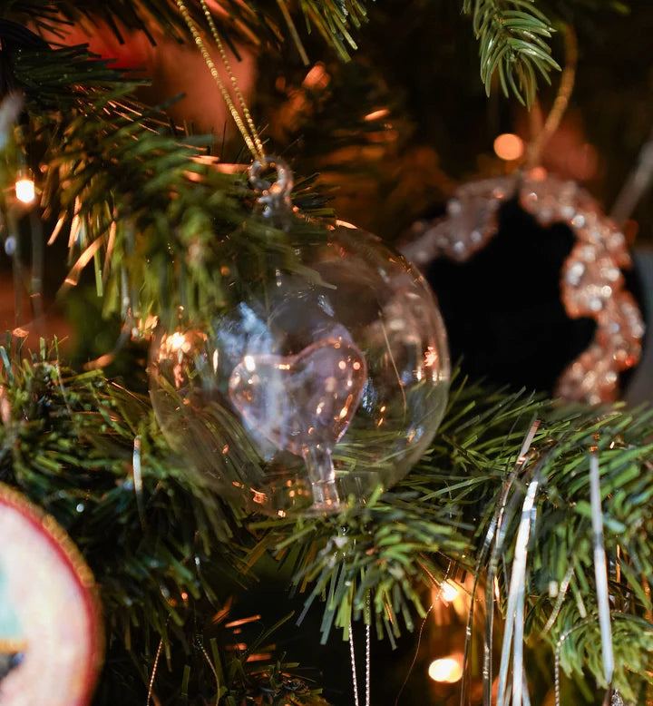 Loving Ornament - Multicolour