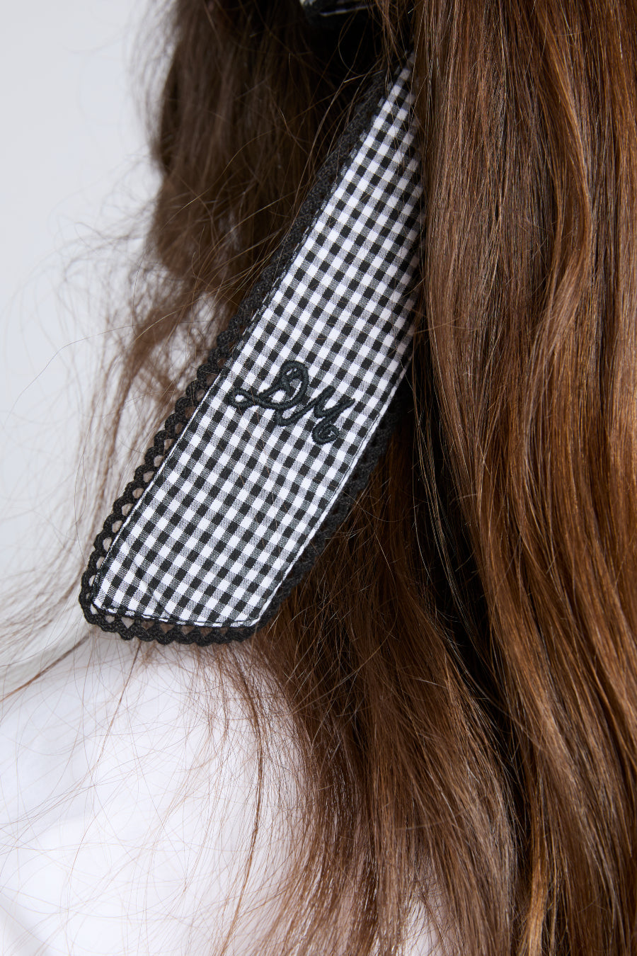 Gingham Bow Scrunchie - Black & Ecru