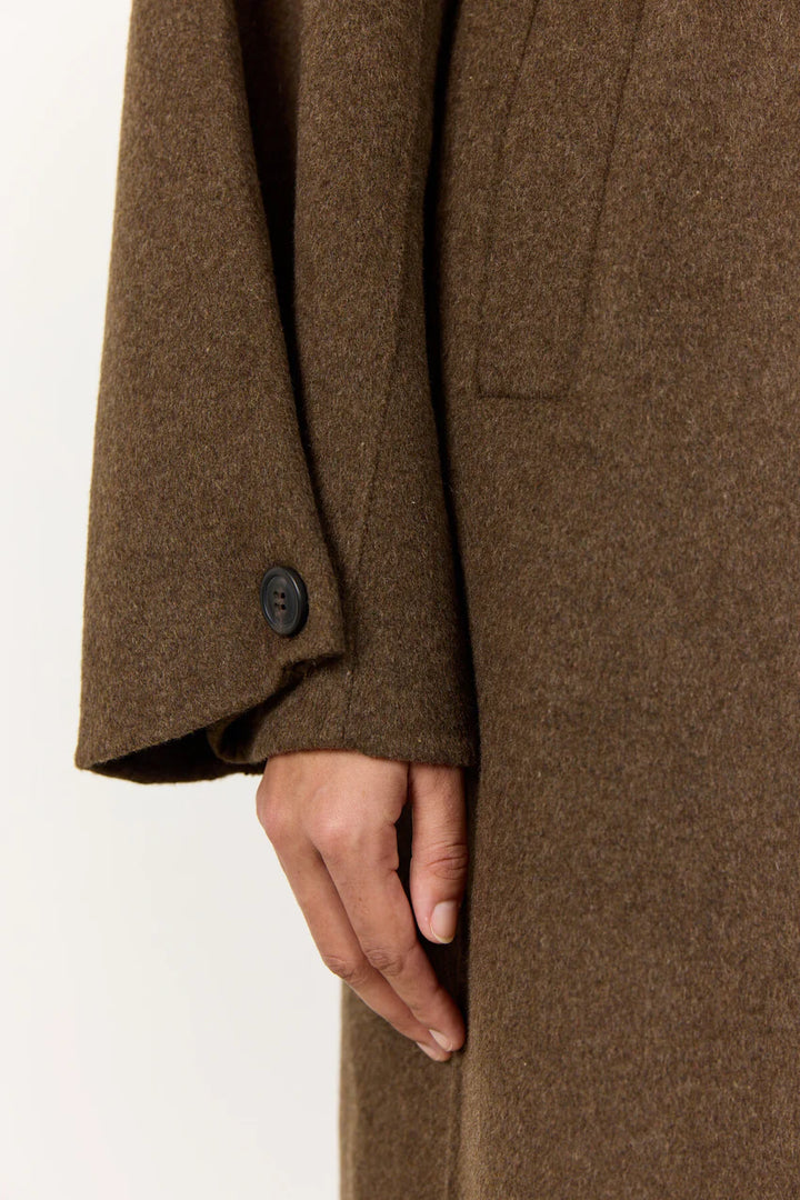 Owa 33 Coat - Dark Brown