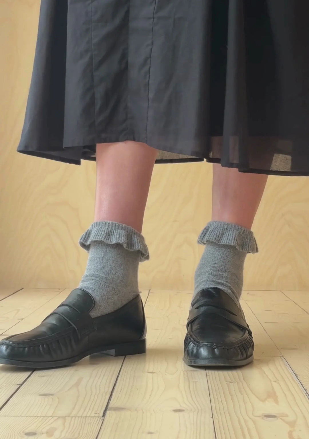 Merino Wool Frilly Socks Charcoal