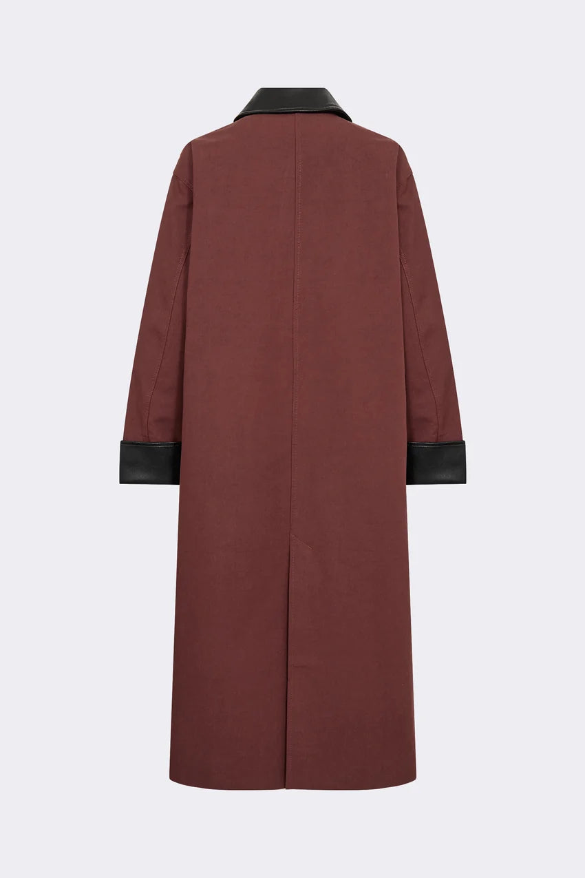 LR-Silvia 2 - Burgundy Coat