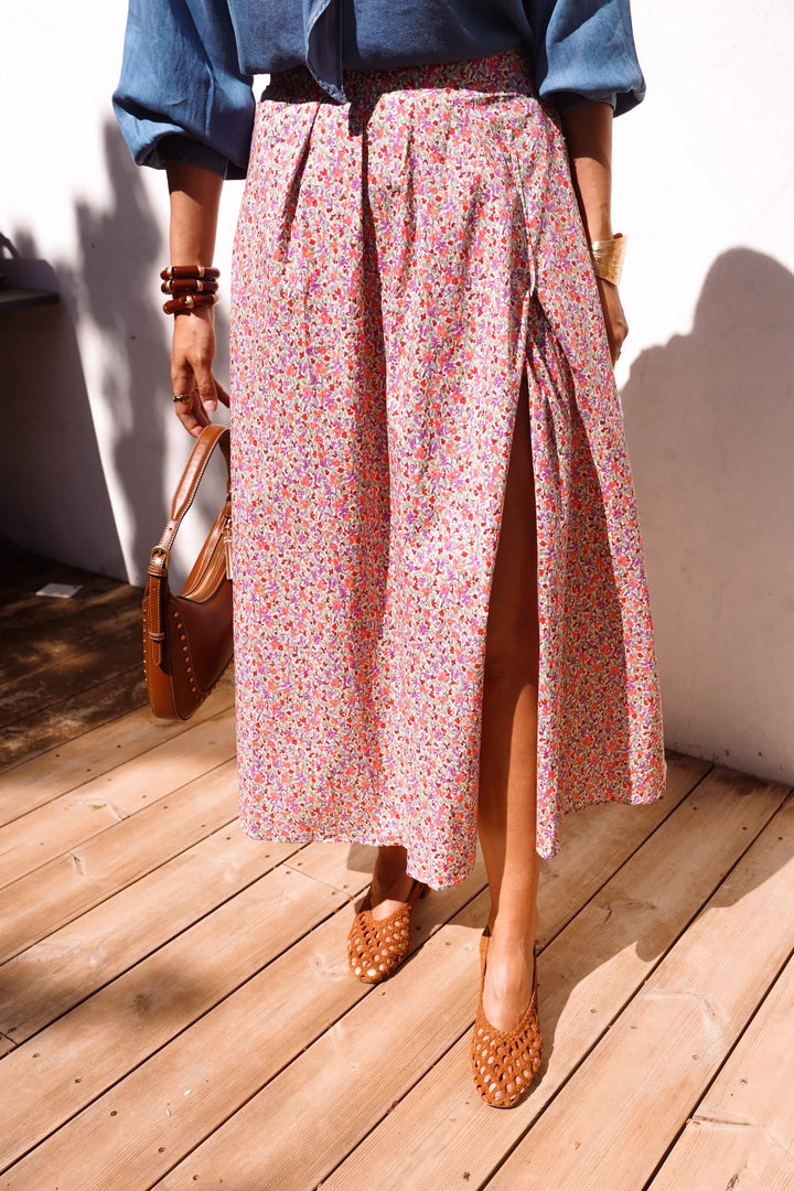 R6637 Skirt in Fuchsia