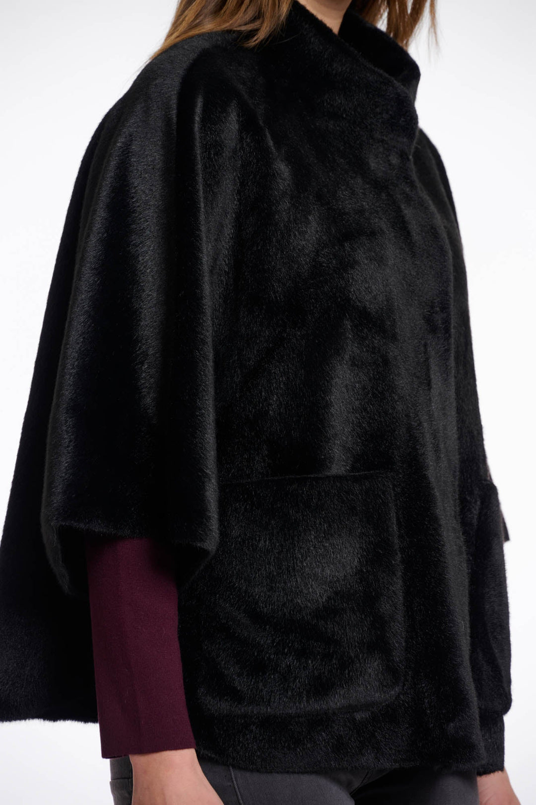 Dewi Faux Fur Cape - Black