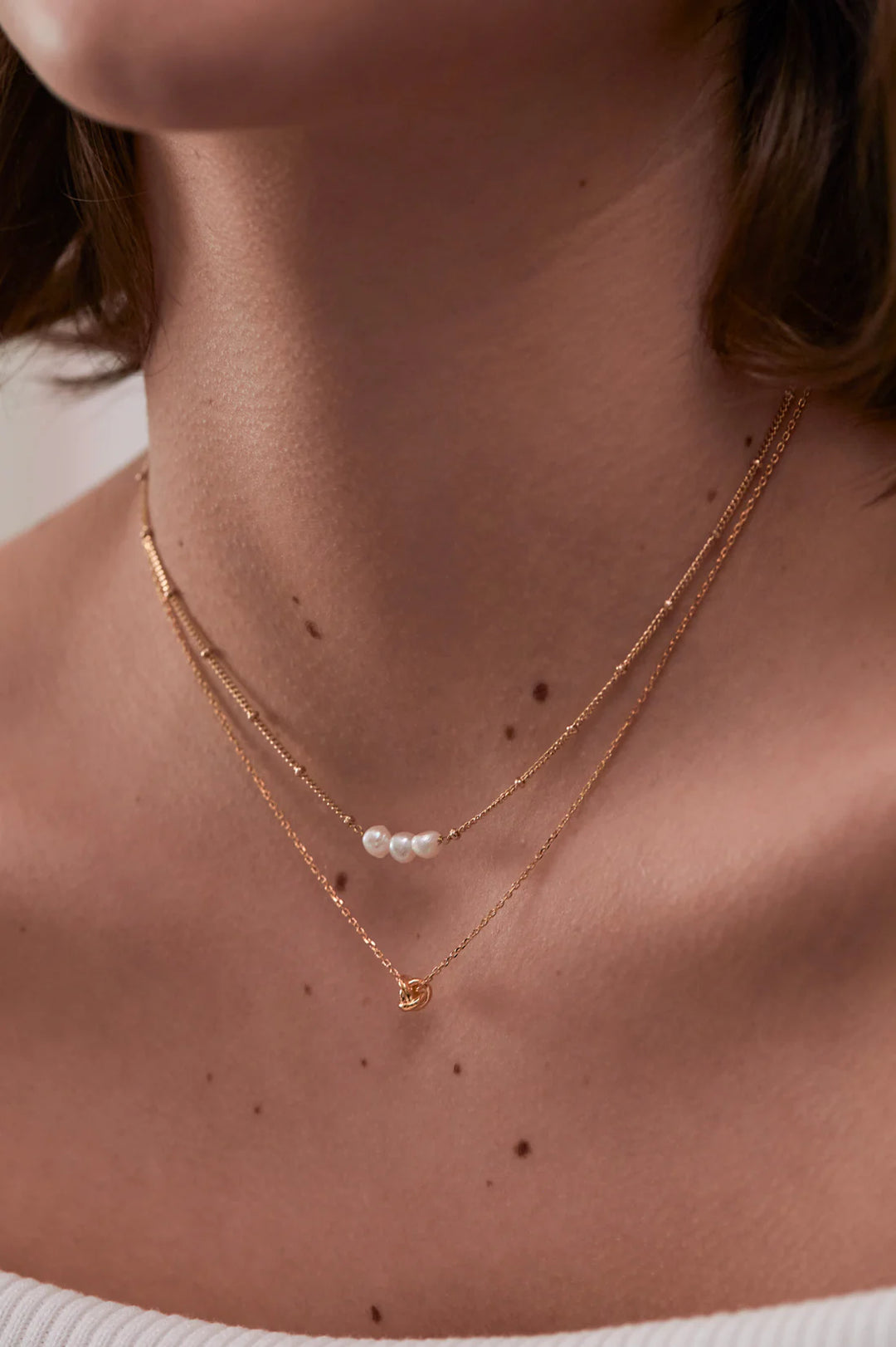 EBN6634G Beaded Chain and Pearl Necklace
