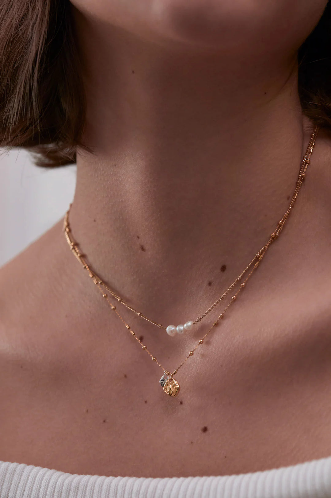 EBN6636G Triple Beaded Chain and Molton Pebbles