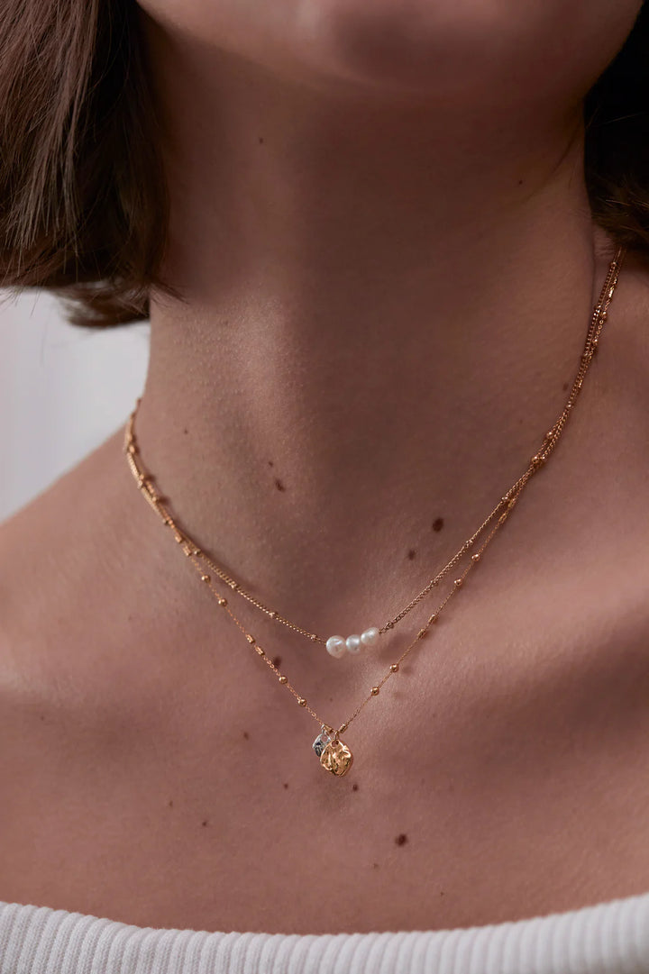 EBN6636G Triple Beaded Chain and Molton Pebbles
