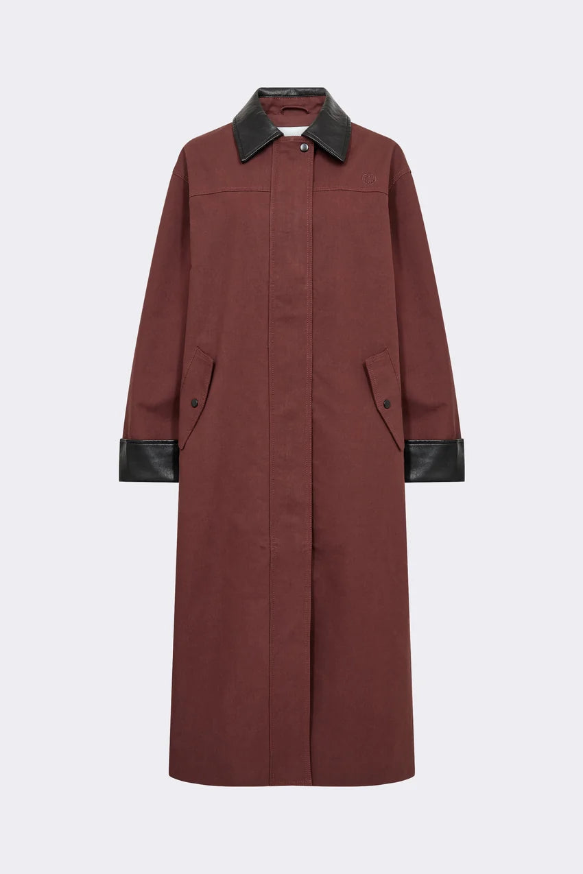 LR-Silvia 2 - Burgundy Coat