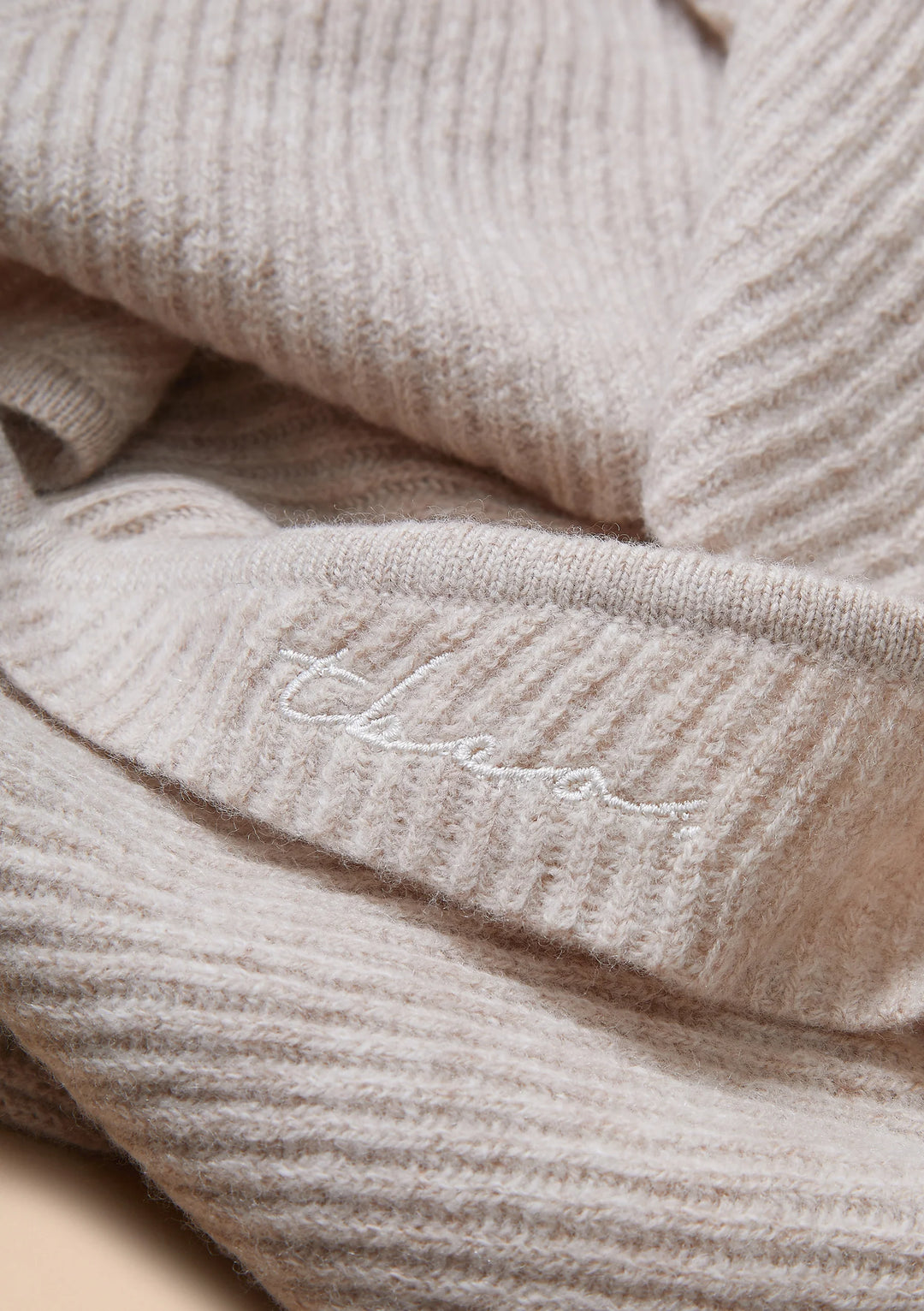Merino Wool Hood Oatmeal