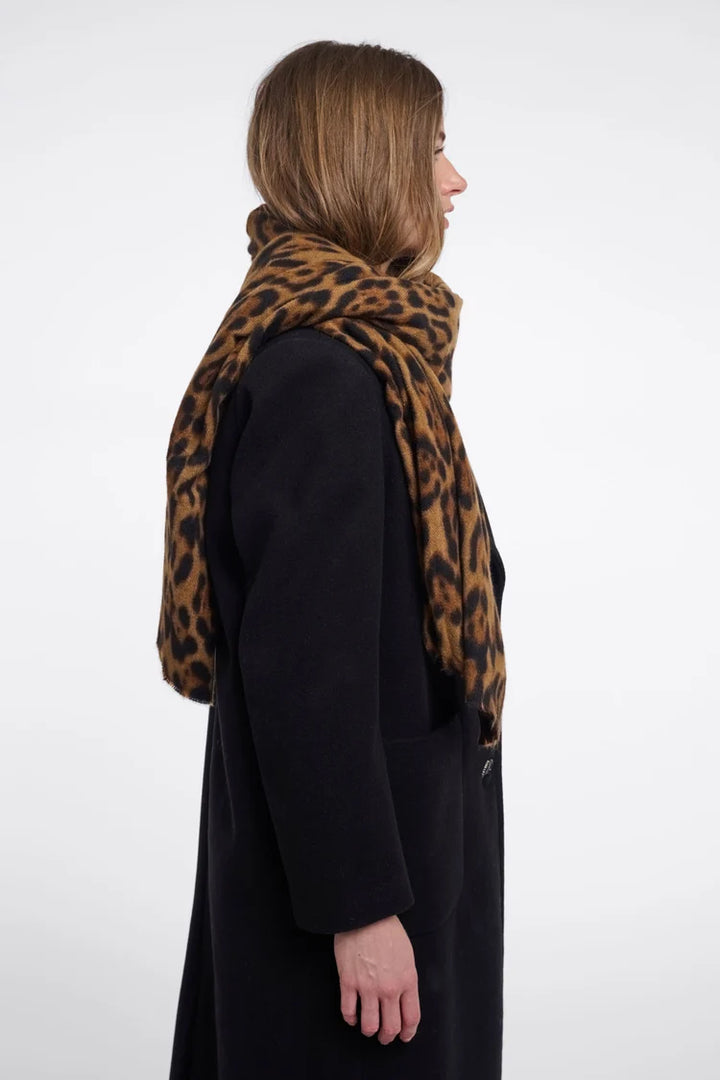 Hutton Scarf - Leopard