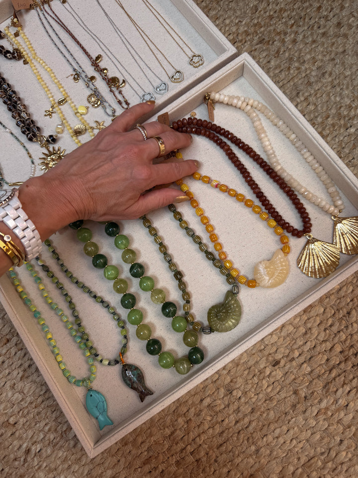 24621 Fish Beaded Necklace Turquoise