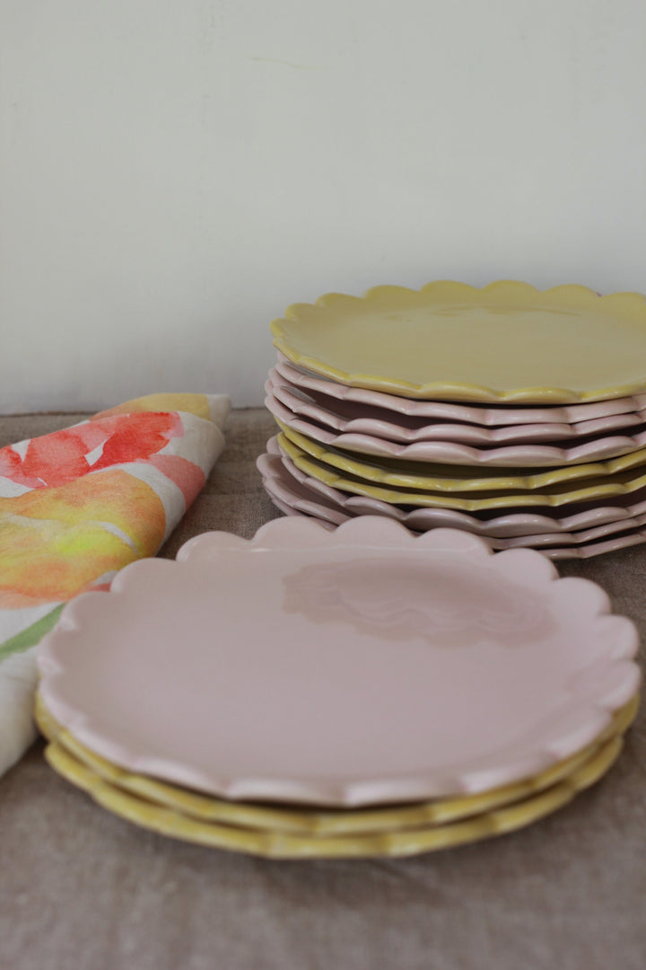 Small Camellia Plate Heaven Blue