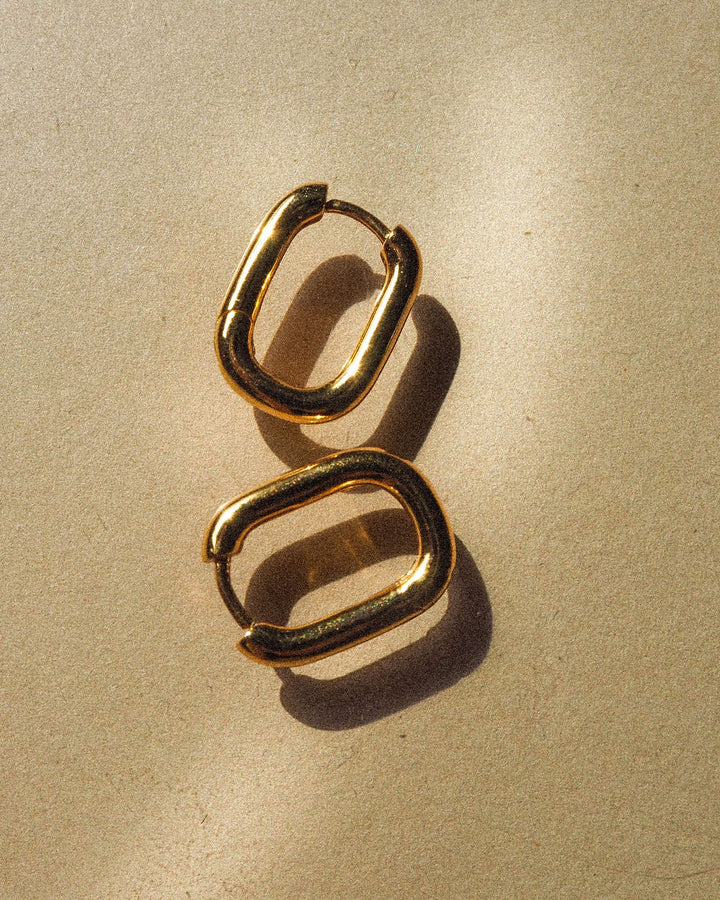 Core Chain Link Huggies Gold