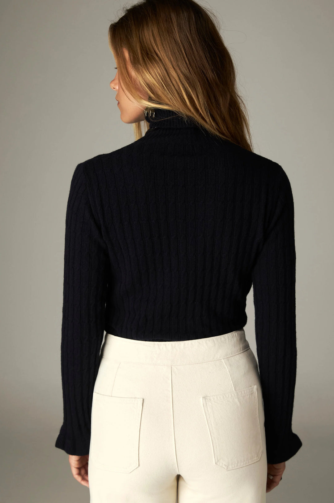 Nocture Nancy Jumper - Black Frequency