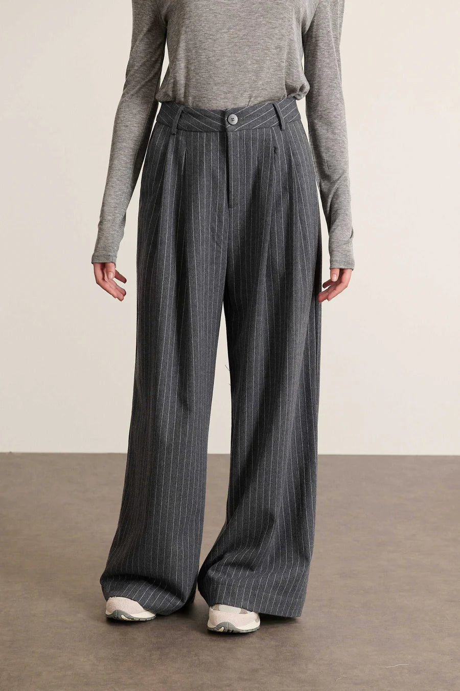 Voltaire Trousers - Grey