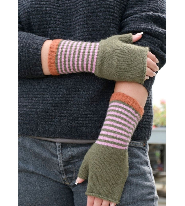 Angora Mittens - Khaki &amp; Pink