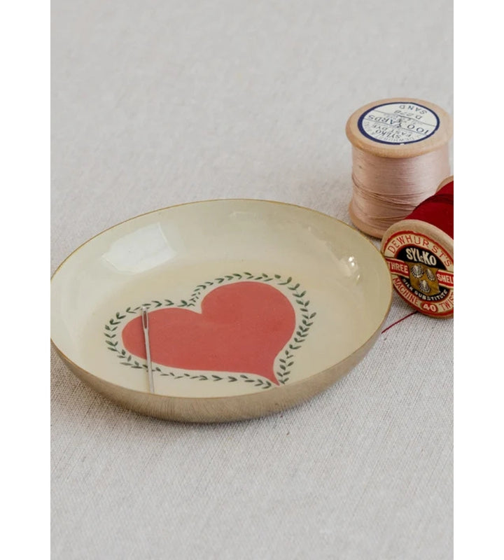 Round Enamel Tray - Heart