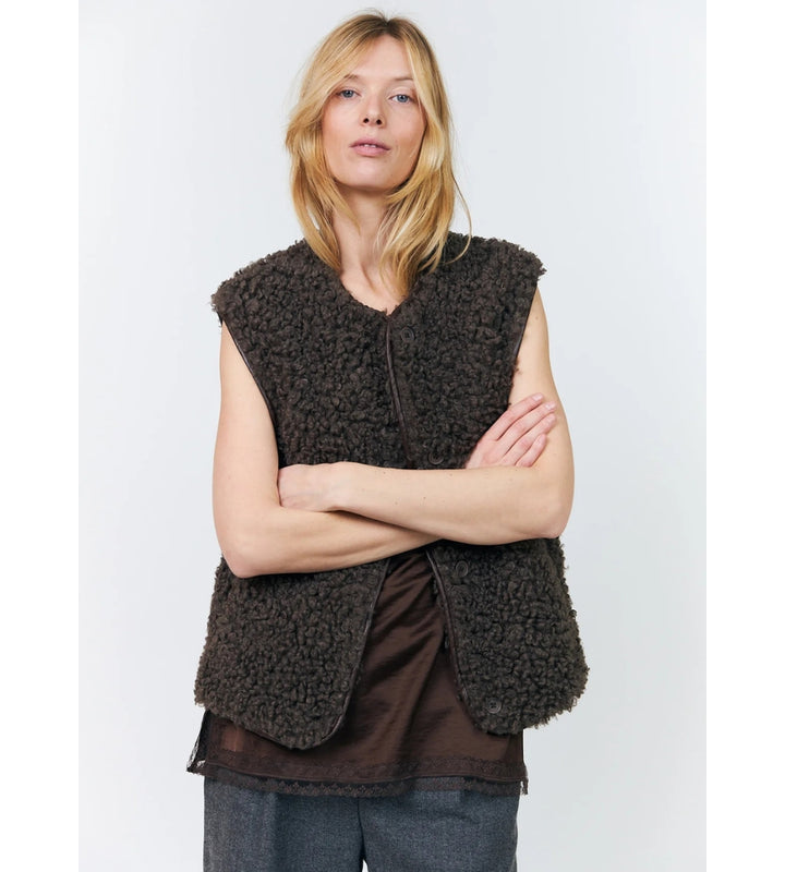 VadaLL Vest - Dark Mokka