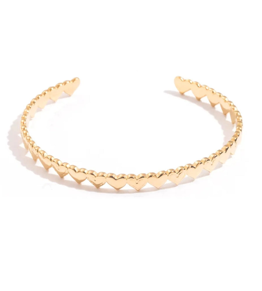 24669 Heart Bangle Gold