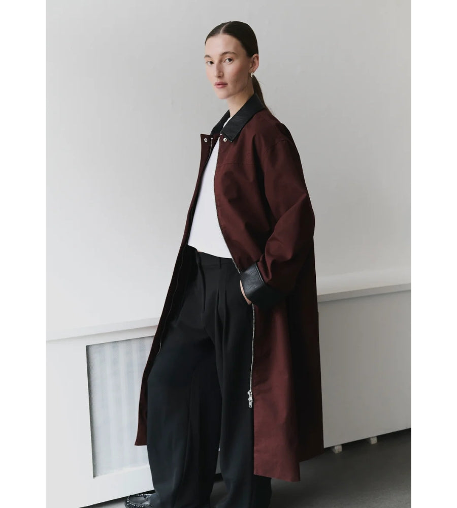 LR-Silvia 2 - Burgundy Coat