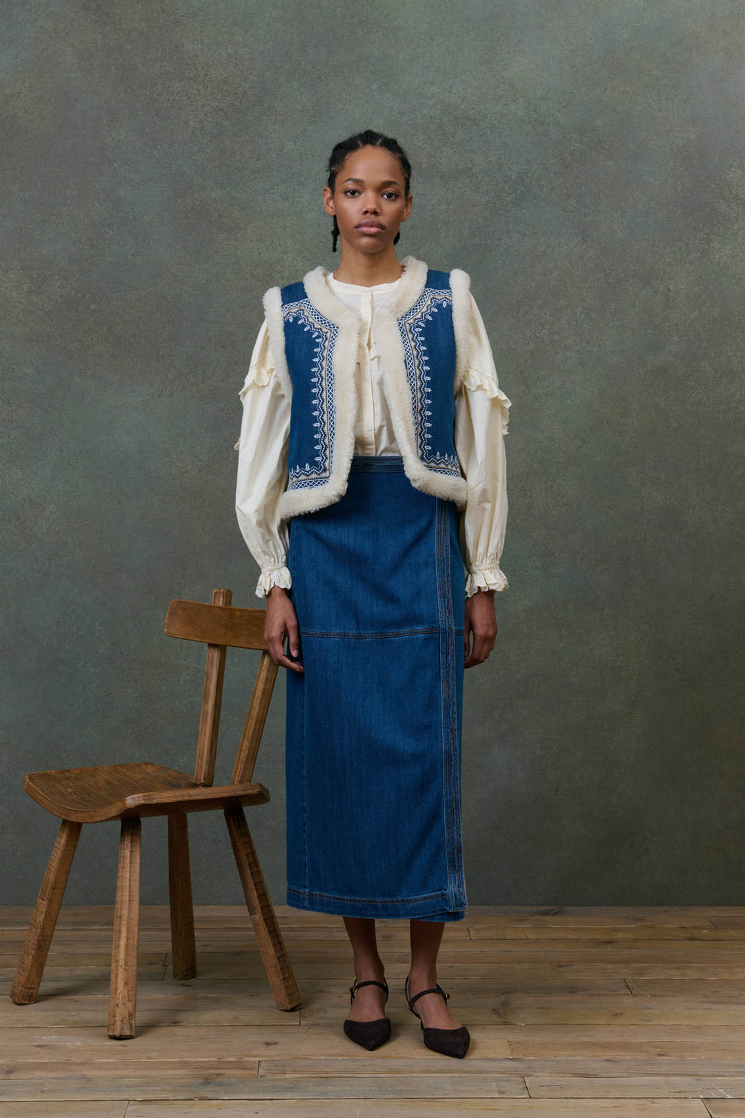 Figara Reversible Vest - Stone Blue