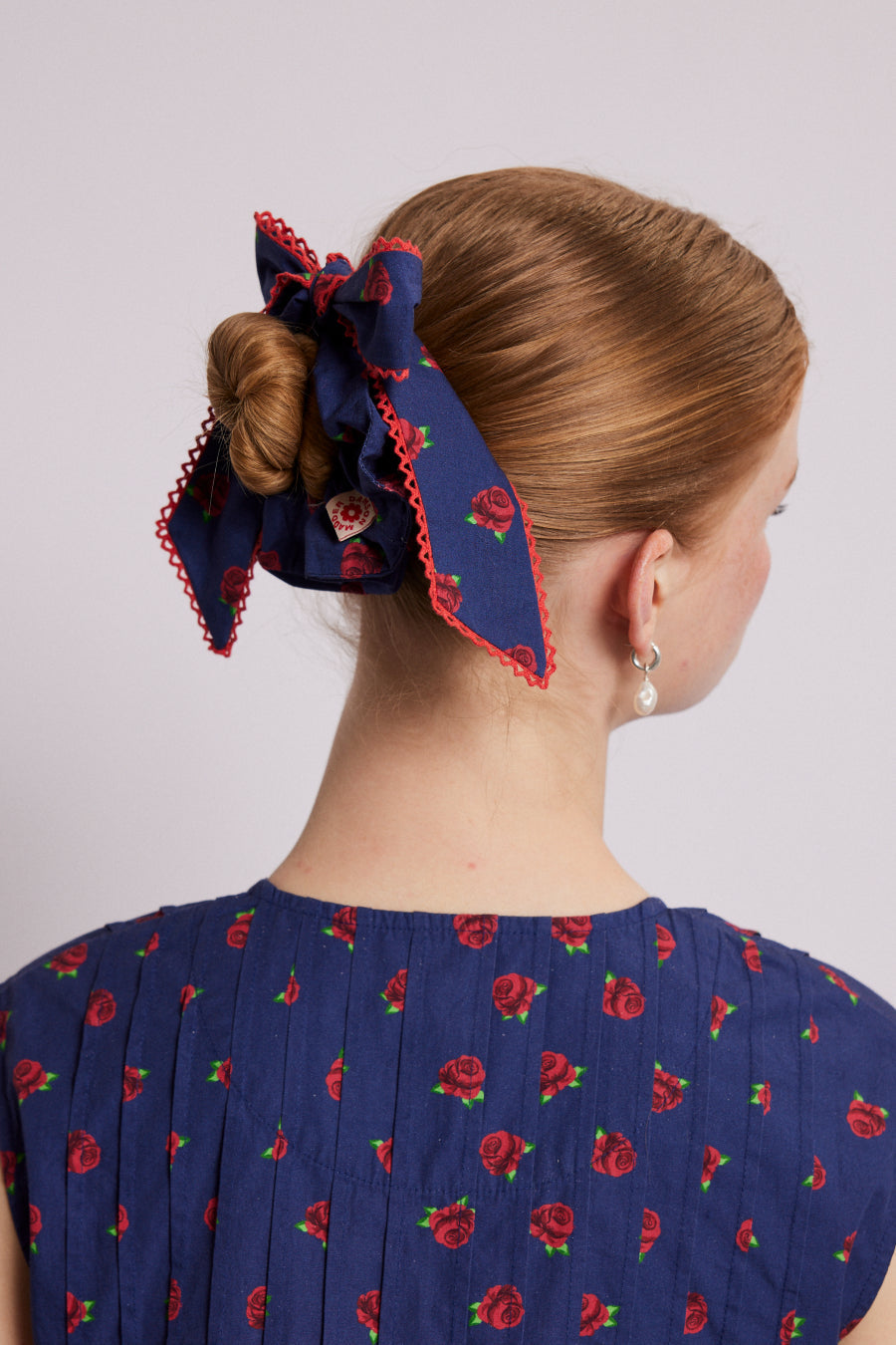 Bow Scrunchie - Rose Print