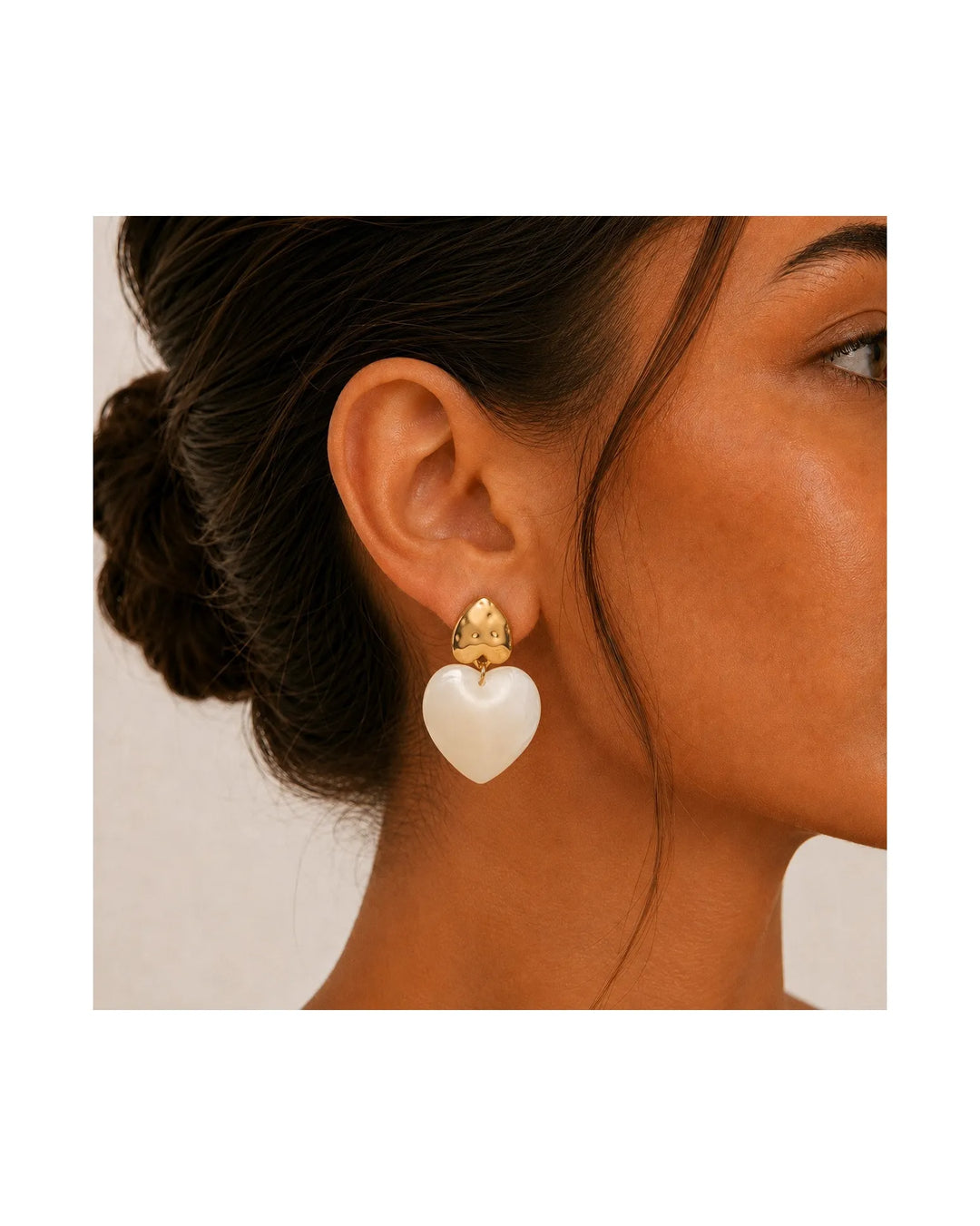 24767 - Heart Earring White